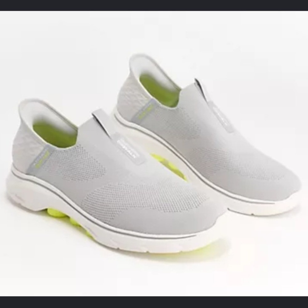 Skechers Men's GO Walk 7 Easy On 2 Washable Slip On Sneakers - Size 12 WW